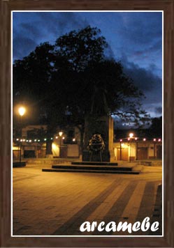 Monumentos de la Ciudad - Pátzcuaro de Noche