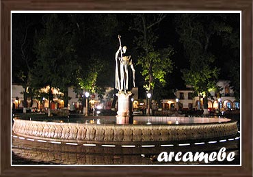 Plaza Vasco de Quiroga - Pátzcuaro de Noche